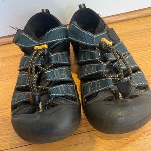 Kids Black and Blue Sandals